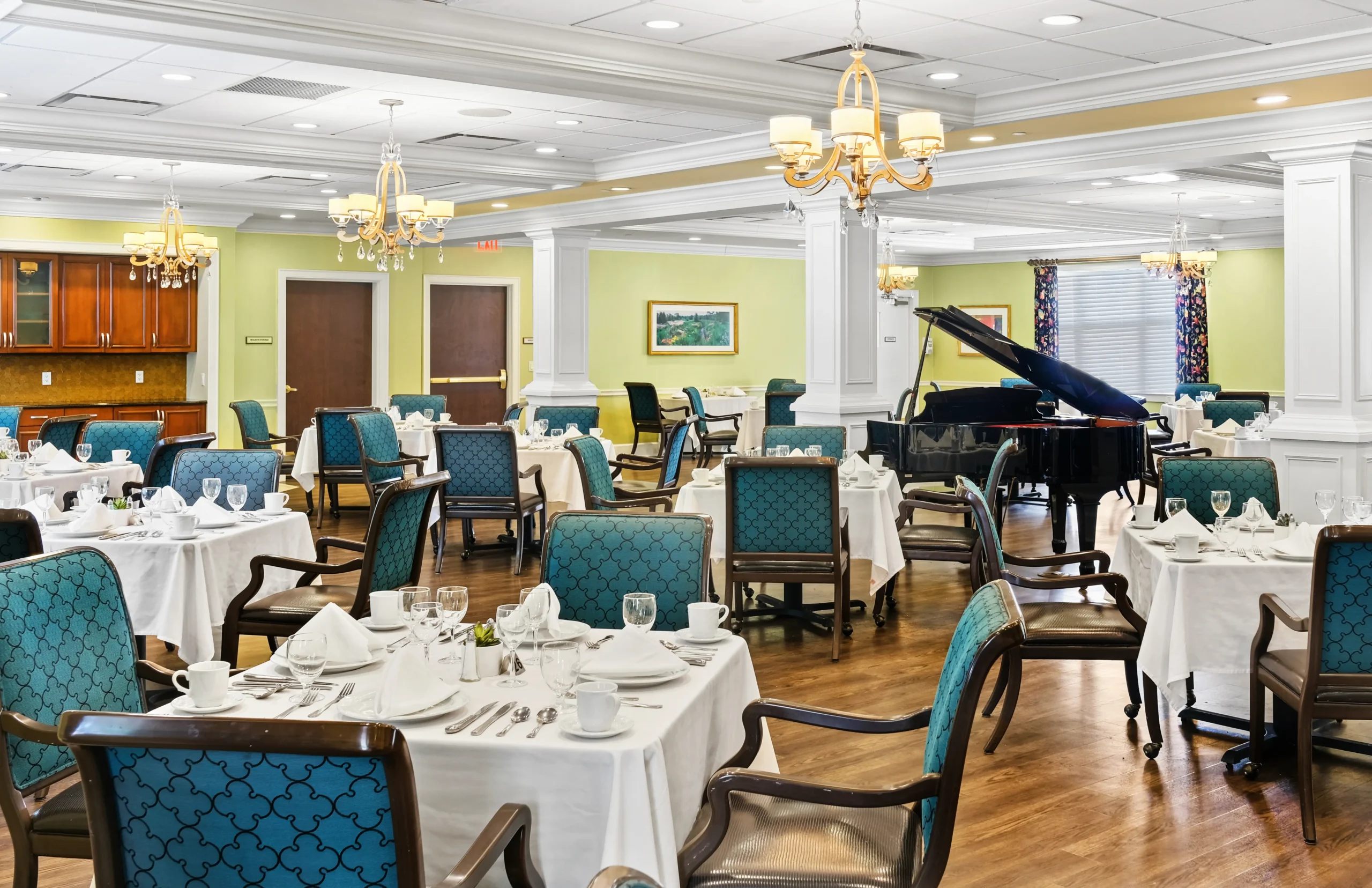 The Bristal Lake Grove